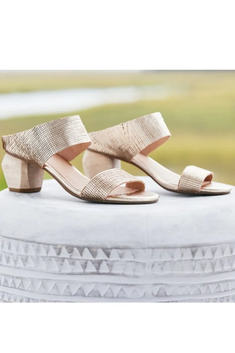 Soft Surroundings Antelope Amelia Textured Sandal| Shoes