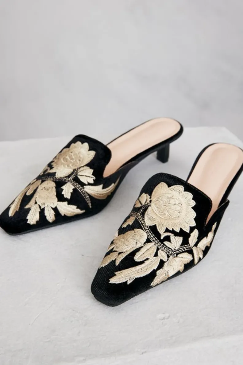 Soft Surroundings Carolina Embroidered Mule| Shoes