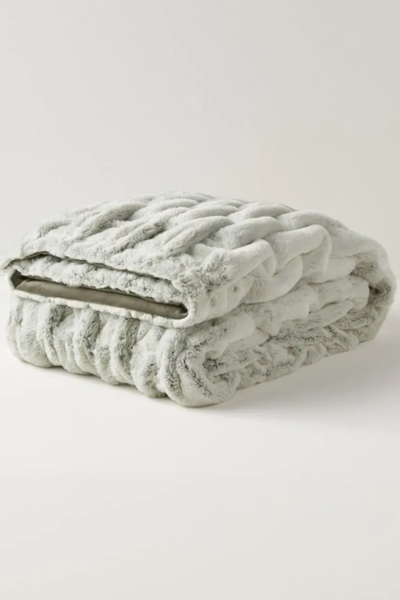 Soft Surroundings La Parisienne Faux Fur Throw| Bedding|Bedding Essentials