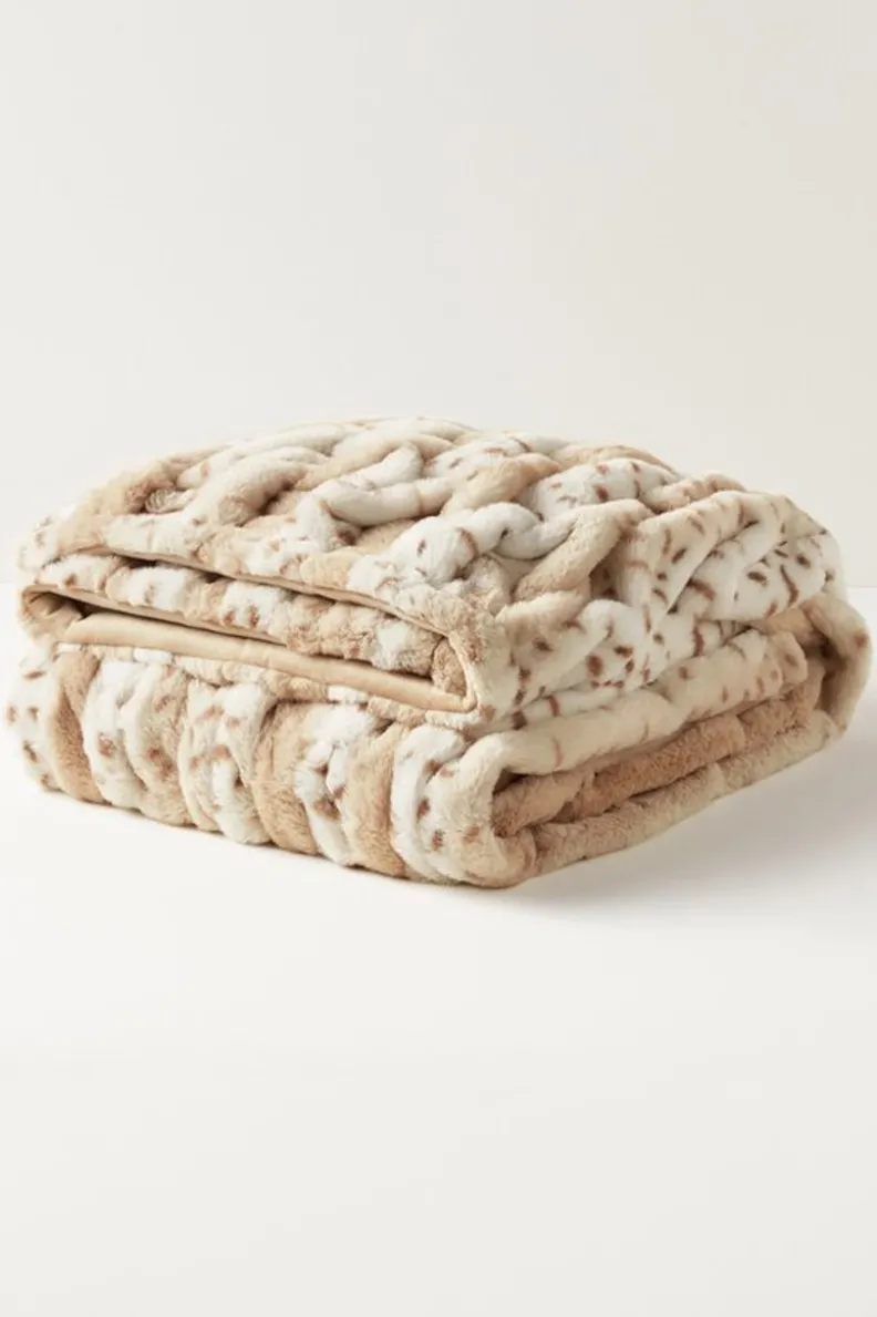 Soft Surroundings La Parisienne Faux Fur Throw| Bedding|Bedding Essentials