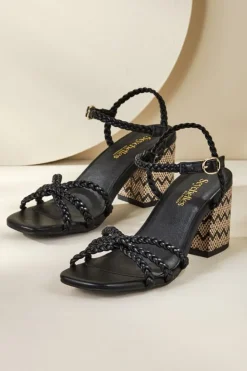 Soft Surroundings Seychelles Cater To You Sandal| Shoes
