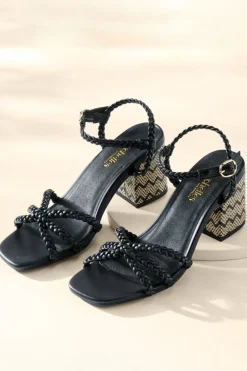 Soft Surroundings Seychelles Cater To You Sandal| Shoes